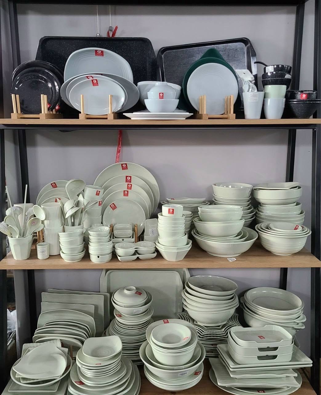 Bát đĩa melamine Superware màu Green Stone