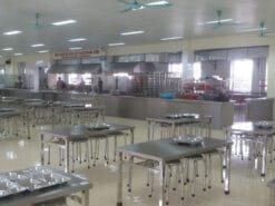 ban-an-cong-nghiep-inox-cong-nhan.jpg