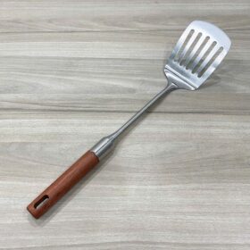 Sạn Inox Cán Gỗ Có Rãnh - Ảnh 1
