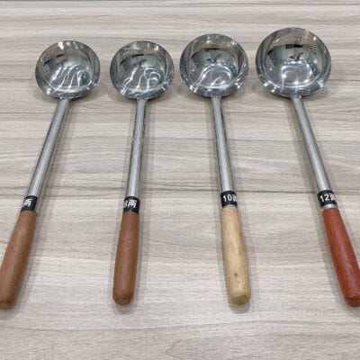 Vá Thợ Inox Cán Gỗ 14cm (Dài 50cm)
