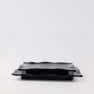 Dĩa Chữ Nhật Có Đế Màu Đen Superware Melamine 2 Cỡ
