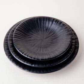 Dĩa Tròn Có Vân màu đen nhám Fataco melamine Ø 14.5 x 2.4 cm